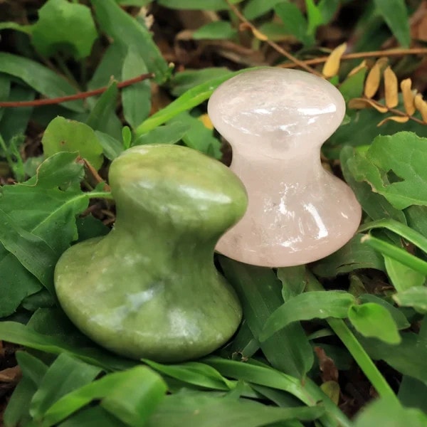 South Jade Mushroom Gua Sha Tool (3) South Jade Mushroom Gua Sha Tool